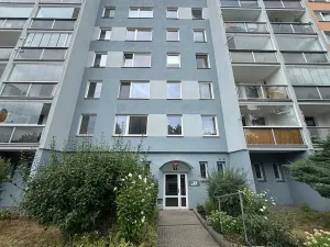 Pronájem bytu 1+1, Praha - Troja, Krynická, 30 m2