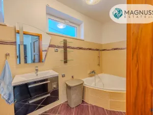 Prodej rodinného domu, Albrechtice, Jarní, 140 m2