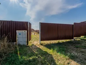 Prodej zahrady, Černuc, 802 m2