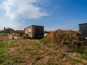 Prodej zahrady, Černuc, 802 m2