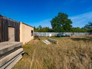 Prodej zahrady, Černuc, 802 m2