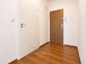 Pronájem bytu 1+kk, Praha - Modřany, Daškova, 29 m2