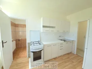 Pronájem bytu 2+1, Opava - Předměstí, Sadová, 62 m2