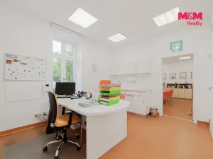 Prodej obchodního prostoru, Ostrava - Vítkovice, Kořenského, 374 m2