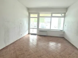 Pronájem obchodního prostoru, Oslavany, náměstí 13. prosince, 25 m2