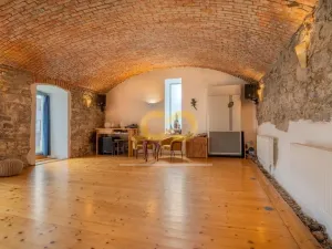 Prodej rodinného domu, Uzeničky - Černívsko, 590 m2