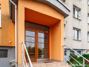 Prodej bytu 2+kk, Hostivice, Kmochova, 47 m2