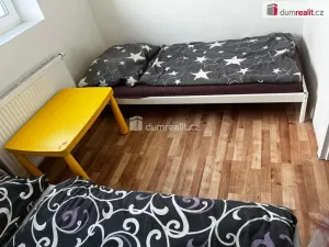 Pronájem atypického bytu, Praha - Běchovice, Podnikatelská I, 11 m2