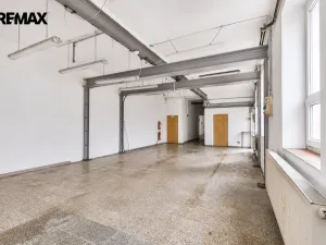 Pronájem výrobních prostor, Třebechovice pod Orebem, Týnišťská, 600 m2