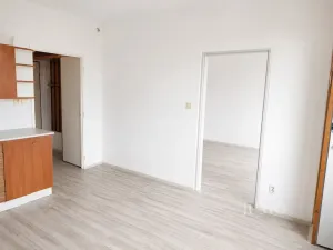 Pronájem bytu 1+1, Písek, třída Přátelství, 38 m2