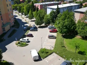 Pronájem bytu 1+kk, Brno, Bělohorská, 38 m2