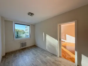 Pronájem bytu 2+kk, Jablonec nad Nisou, Na Roli, 42 m2
