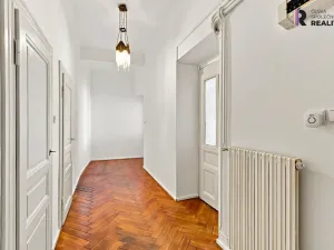 Prodej bytu 2+1, Praha - Vinohrady, Římská, 87 m2