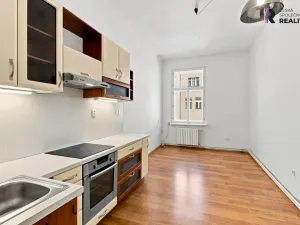 Prodej bytu 2+1, Praha - Vinohrady, Římská, 87 m2