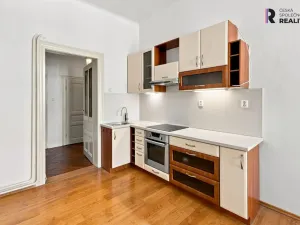 Prodej bytu 2+1, Praha - Vinohrady, Římská, 87 m2