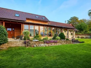Prodej rodinného domu, Bušanovice - Horní Nakvasovice, 300 m2