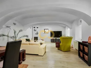 Prodej rodinného domu, Bušanovice - Horní Nakvasovice, 300 m2