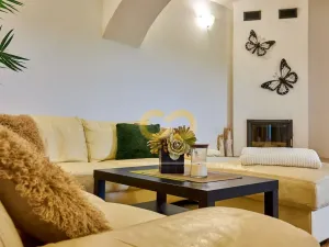 Prodej rodinného domu, Bušanovice - Horní Nakvasovice, 300 m2