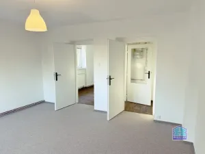 Pronájem bytu 2+1, Dobřany, Stromořadí, 60 m2