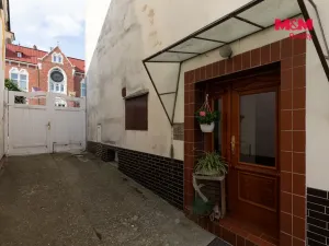 Prodej rodinného domu, Kravaře, Náměstí, 180 m2