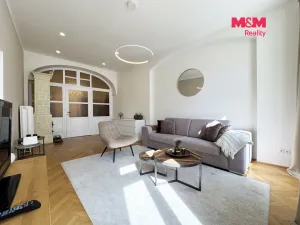 Pronájem bytu 2+1, Karlovy Vary, Tržiště, 51 m2