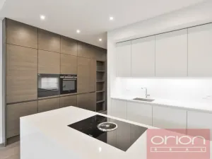 Pronájem bytu 3+kk, Praha - Vinohrady, Laubova, 95 m2