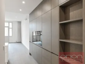 Pronájem bytu 3+kk, Praha - Vinohrady, Laubova, 95 m2