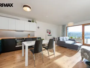 Prodej bytu 3+kk, Praha - Modřany, Zlochova, 89 m2