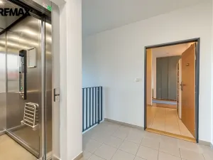 Prodej bytu 3+kk, Praha - Modřany, Zlochova, 89 m2
