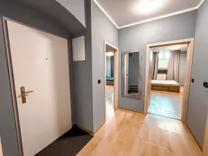 Pronájem bytu 3+kk, Praha - Žižkov, Žerotínova, 79 m2