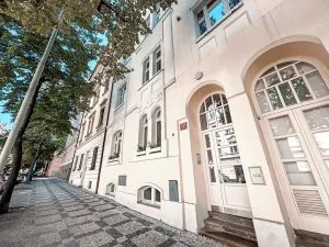 Pronájem bytu 3+kk, Praha - Žižkov, Žerotínova, 79 m2