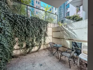 Pronájem bytu 3+kk, Praha - Žižkov, Žerotínova, 79 m2