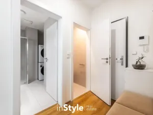 Prodej bytu 2+kk, Uherské Hradiště, 28. října, 53 m2