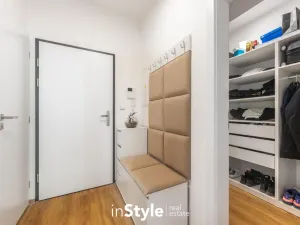 Prodej bytu 2+kk, Uherské Hradiště, 28. října, 53 m2
