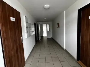 Pronájem bytu 2+kk, Karlovy Vary, Spálená, 64 m2