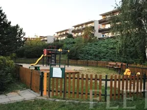 Pronájem bytu 3+1, Praha - Modřany, Hájenská, 77 m2