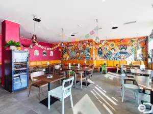 Pronájem restaurace, Liberec, nám. Soukenné, 200 m2