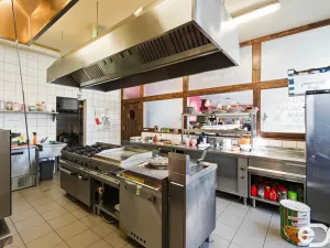 Pronájem restaurace, Liberec, nám. Soukenné, 200 m2