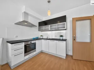 Prodej bytu 2+kk, Jesenice, V Roháči I., 58 m2