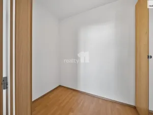 Prodej bytu 2+kk, Jesenice, V Roháči I., 58 m2