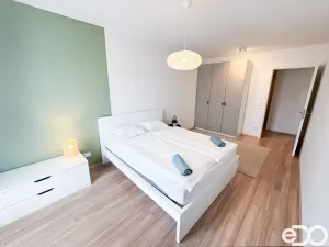Pronájem bytu 2+kk, Praha, Hartigova, 64 m2