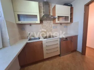 Pronájem bytu 2+1, Zlín, Družstevní, 48 m2