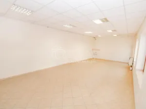 Pronájem obchodního prostoru, Benešov, Tyršova, 45 m2