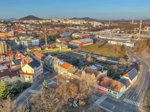 Prodej obchodního prostoru, Česká Lípa, Hrnčířská, 83 m2