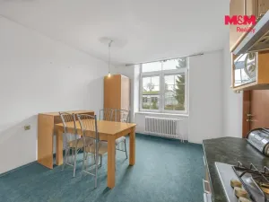 Prodej bytu 3+1, Jaroměř - Pražské Předměstí, Husova, 120 m2