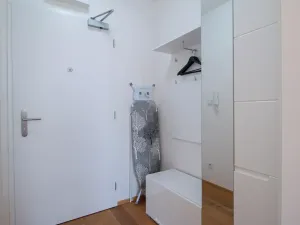 Pronájem bytu 1+kk, Praha, Perucká, 27 m2