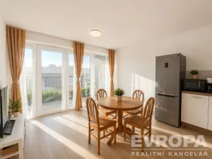 Pronájem bytu 2+kk, Plzeň - Újezd, Diamantová, 58 m2