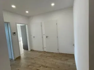 Pronájem bytu 2+kk, Plzeň - Újezd, Diamantová, 58 m2