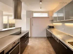 Pronájem bytu 3+kk, Praha - Vinohrady, Italská, 121 m2