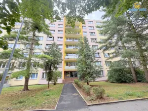 Pronájem bytu 1+kk, Praha - Prosek, Veltruská, 27 m2